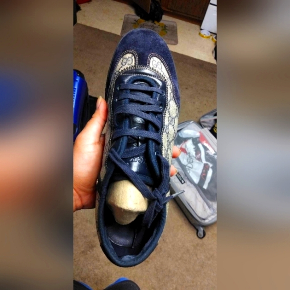 Brand new Gucci suede shoes
